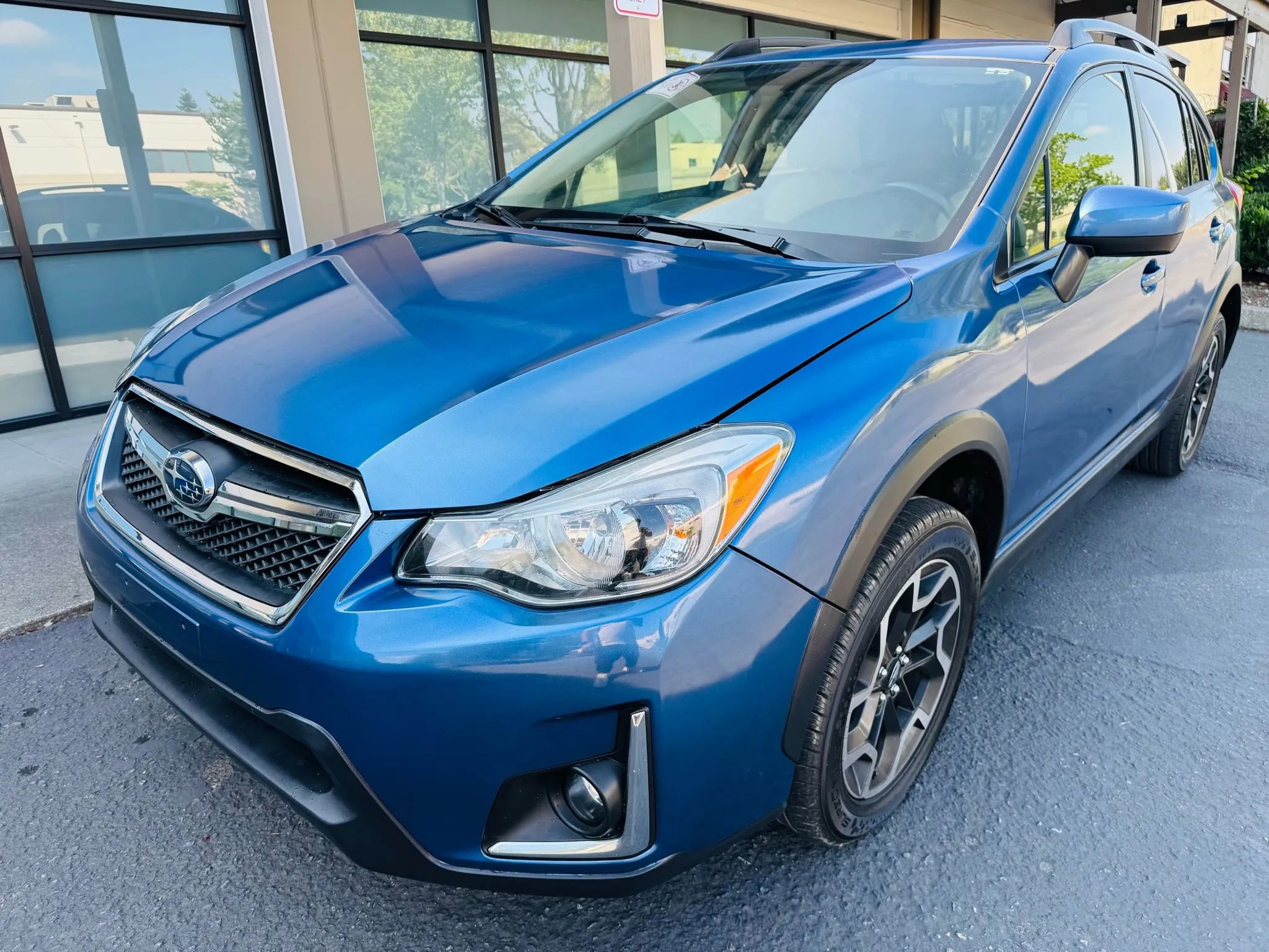 Used 2017 Subaru Crosstrek 2.0i Premium image 1