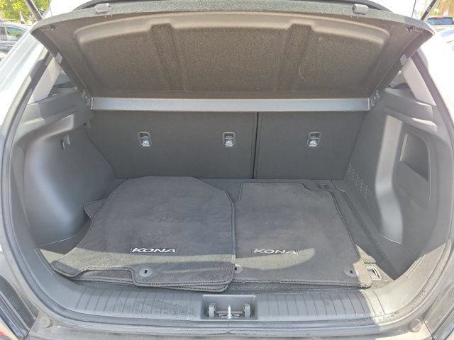 Certified 2023 Hyundai Kona SEL w/ Convenience Package FWD image 6