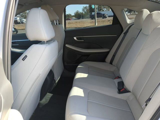 Used 2025 Hyundai Sonata SE image 16