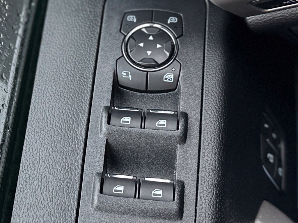 Used 2018 Ford F150 Lariat w/ Equipment Group 502A Luxury AWD/4WD image 25