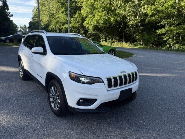 Used 2019 Jeep Cherokee Latitude Plus AWD/4WD image 1