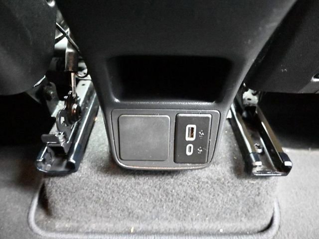 Used 2022 Buick Encore GX Select image 35