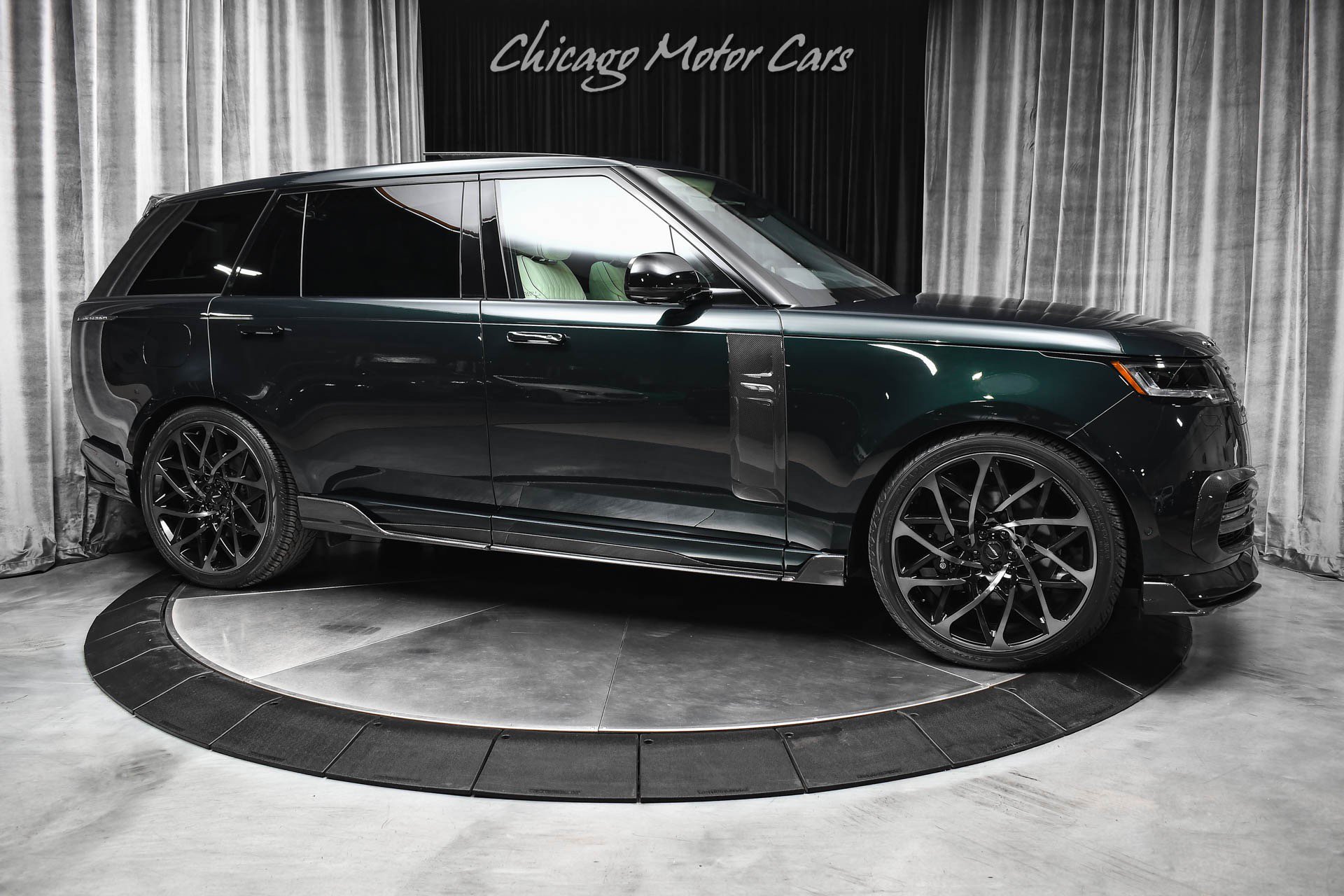 Used 2026 Land Rover Range Rover Long Wheelbase SE AWD/4WD image 6