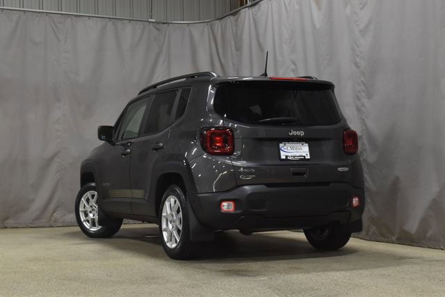 Certified 2021 Jeep Renegade Latitude w/ Luxury Group I AWD/4WD image 2