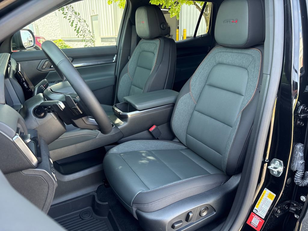 New 2026 GMC Terrain AT4 AWD/4WD image 16