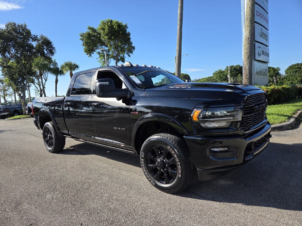 Used 2024 RAM 2500 Limited AWD/4WD image 2
