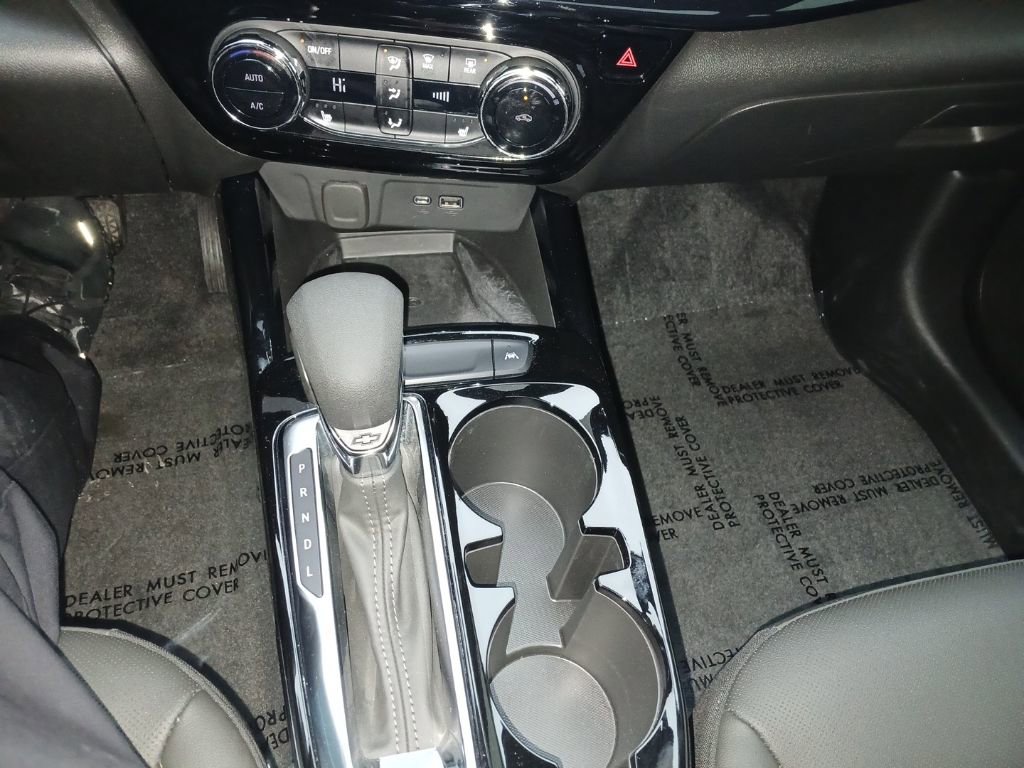 Used 2024 Chevrolet Trax ACTIV w/ Sunroof Package image 23