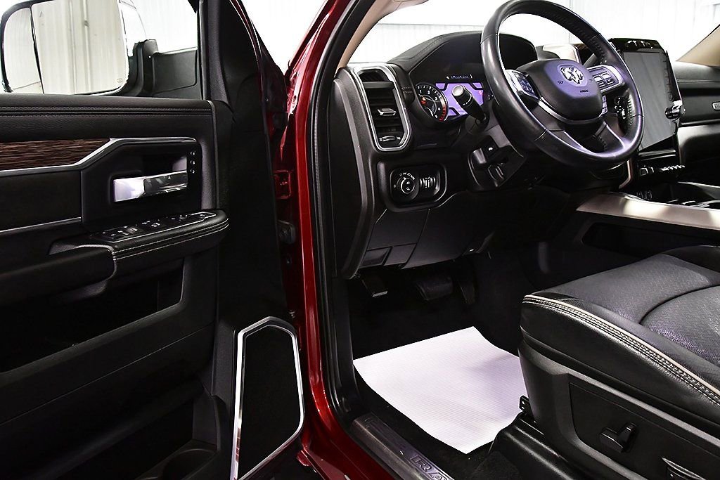 Used 2020 RAM 2500 Laramie image 19