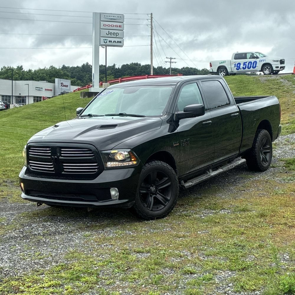 Used 2017 RAM 1500 Sport w/ Sport Premium Group AWD/4WD image 2