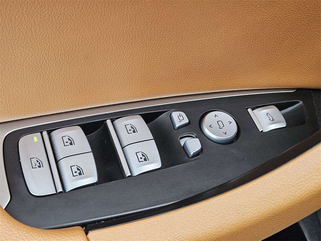 Used 2023 BMW X3 xDrive30i w/ Convenience Package image 17