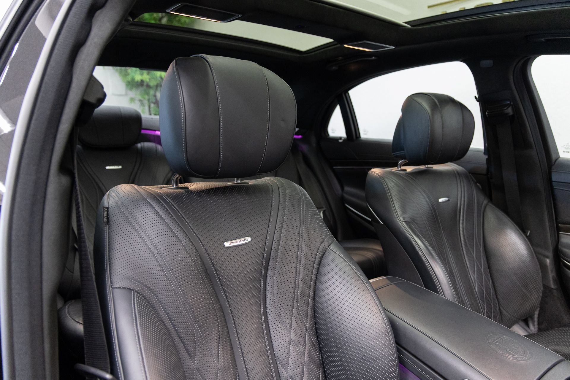 Used 2015 Mercedes-Benz S 63 AMG 4MATIC Sedan w/ Driver Assistance Package image 22