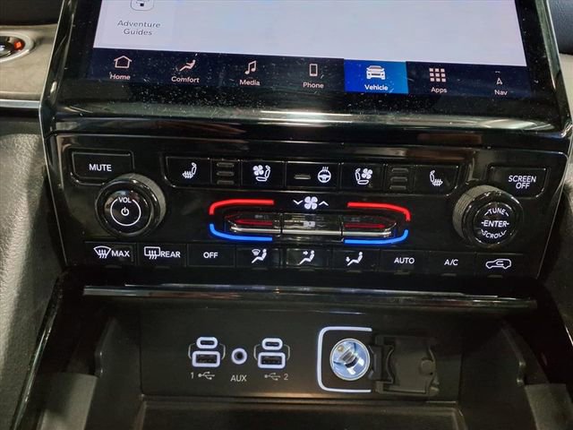 Used 2024 Jeep Grand Cherokee L Overland w/ Advanced Protech Group III image 23