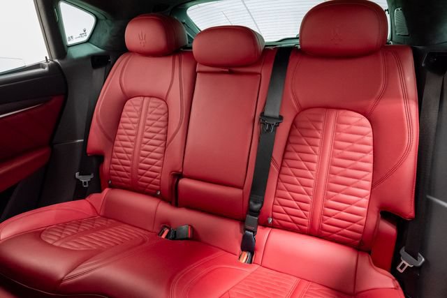 Used 2022 Maserati Levante Trofeo AWD/4WD image 24