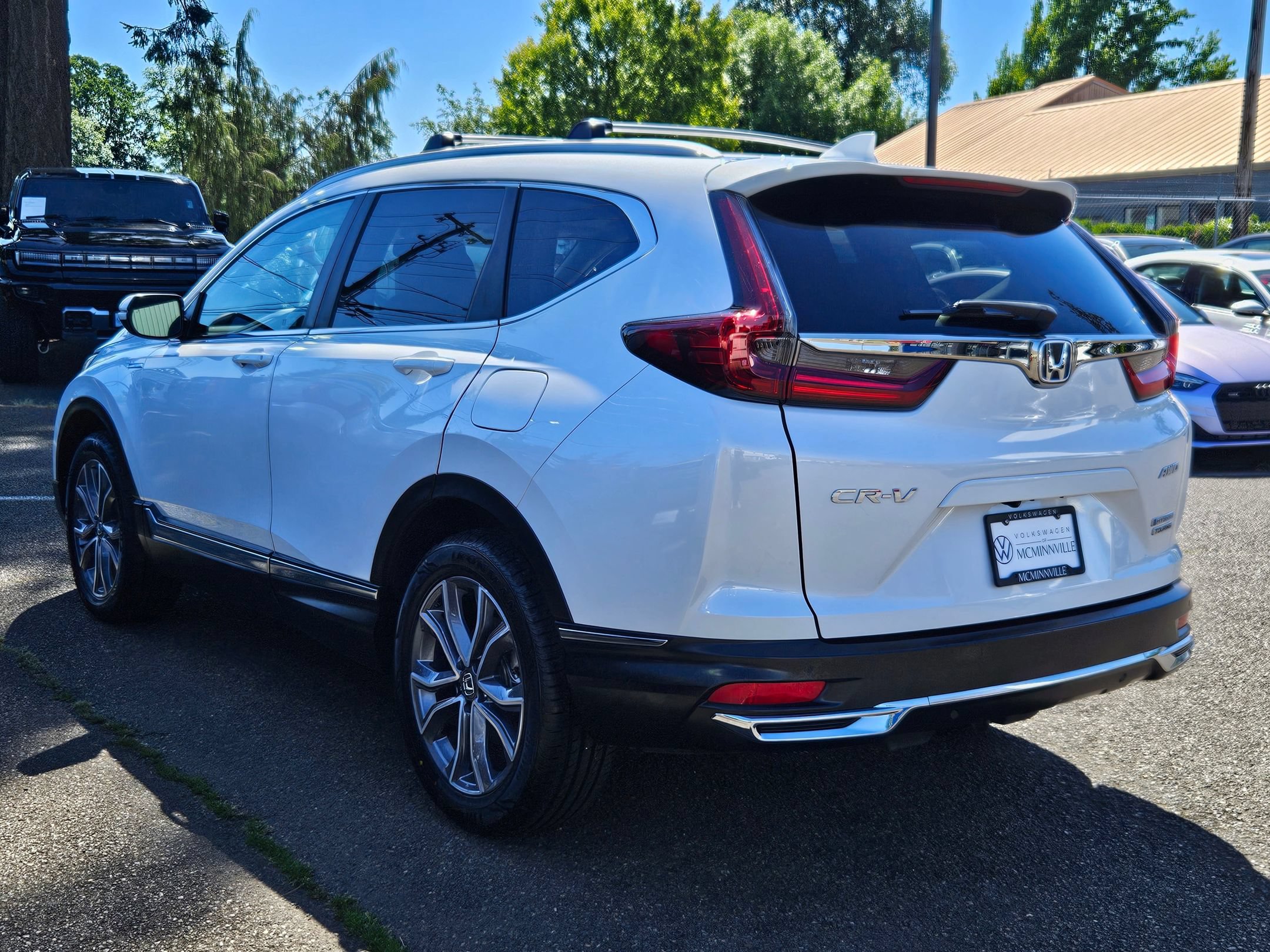 Used 2022 Honda CR-V Touring image 3