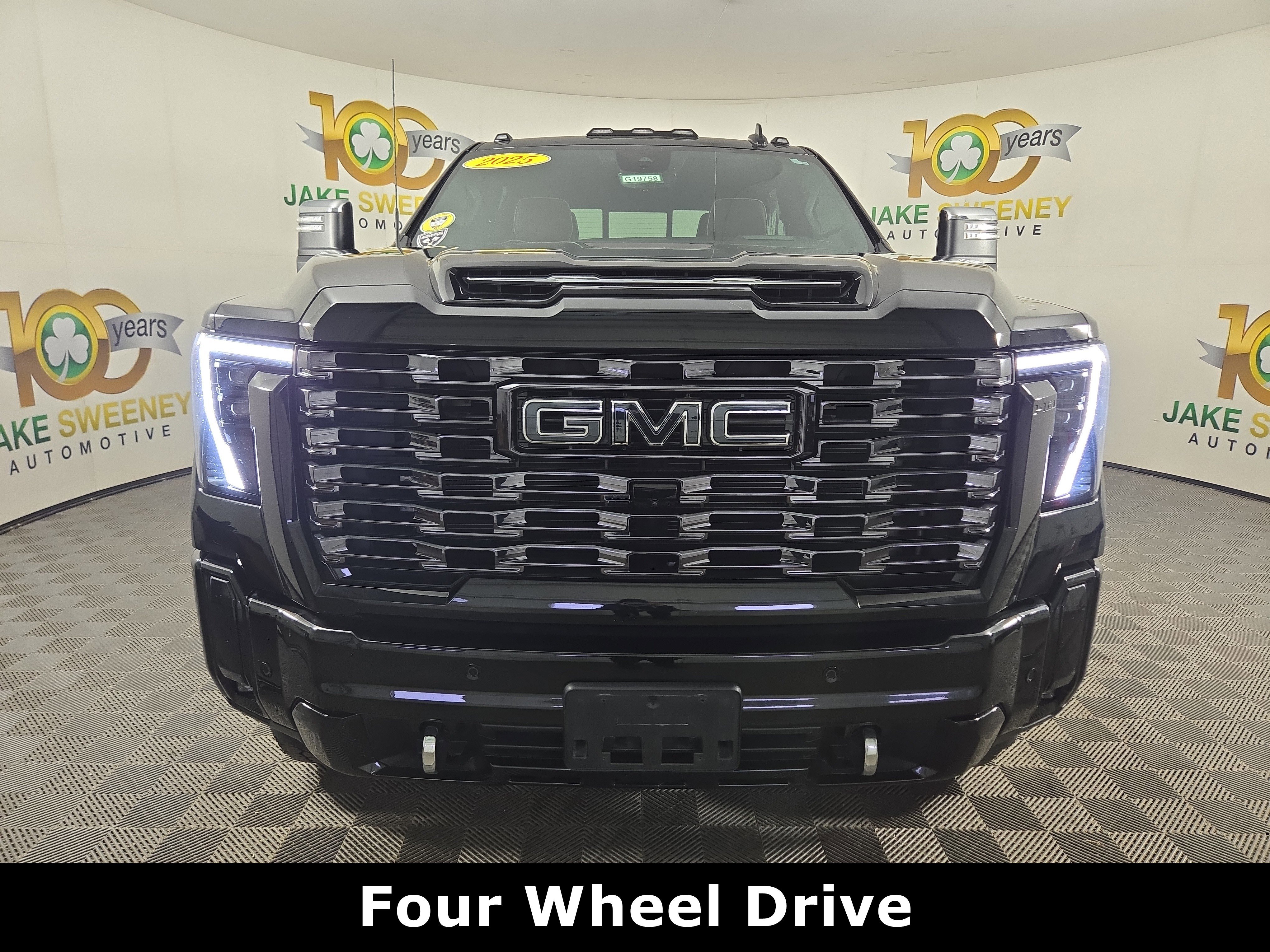 Certified 2025 GMC Sierra 2500 Denali Ultimate image 2