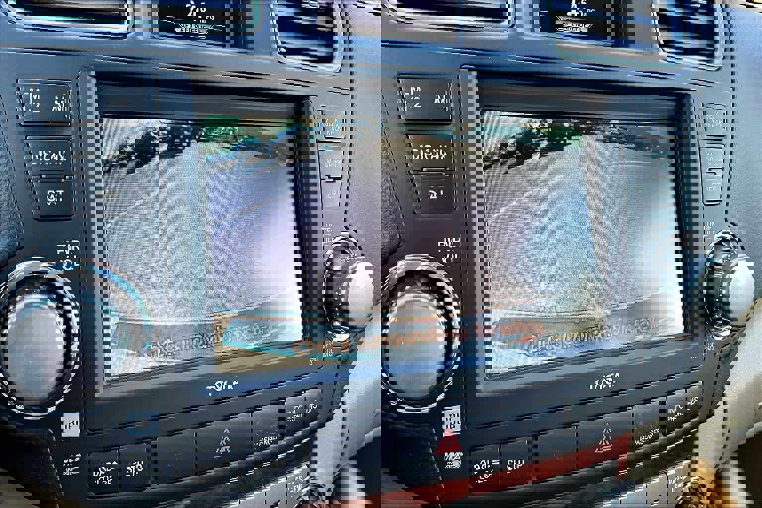 Used 2011 Toyota Highlander Limited image 26