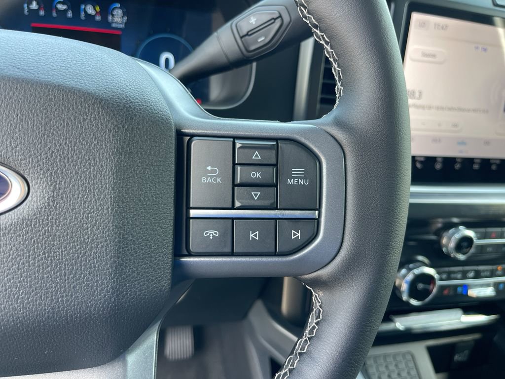 New 2025 Ford F350 Lariat w/ Lariat Ultimate Package image 16