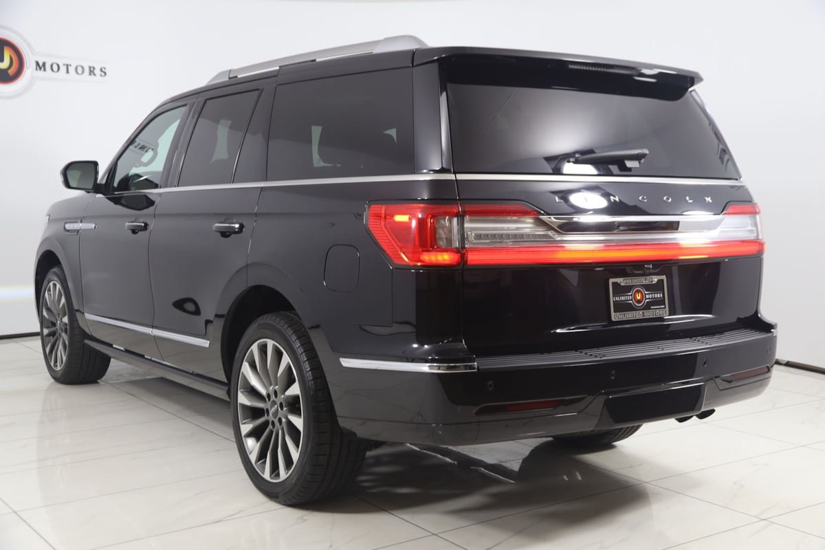 Used 2020 Lincoln Navigator Reserve AWD/4WD image 4