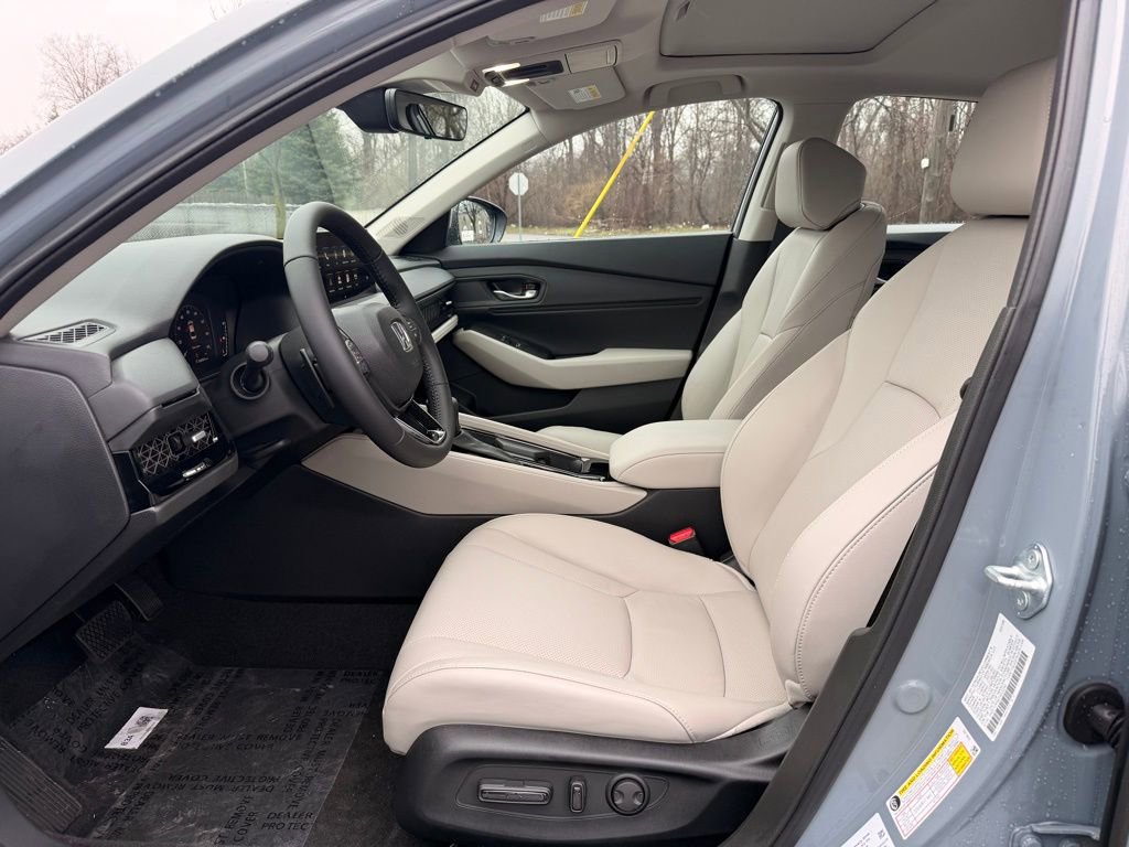 New 2026 Honda Accord EX-L image 11