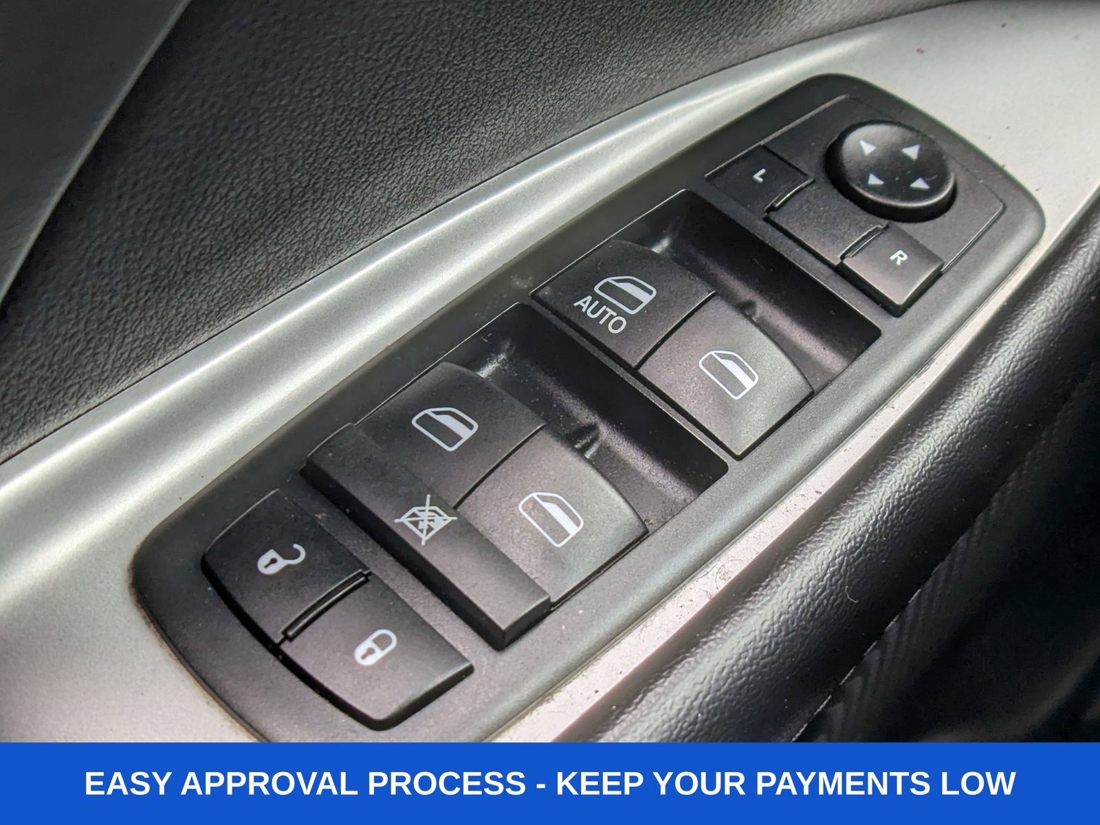 Used 2019 Dodge Journey SE image 33