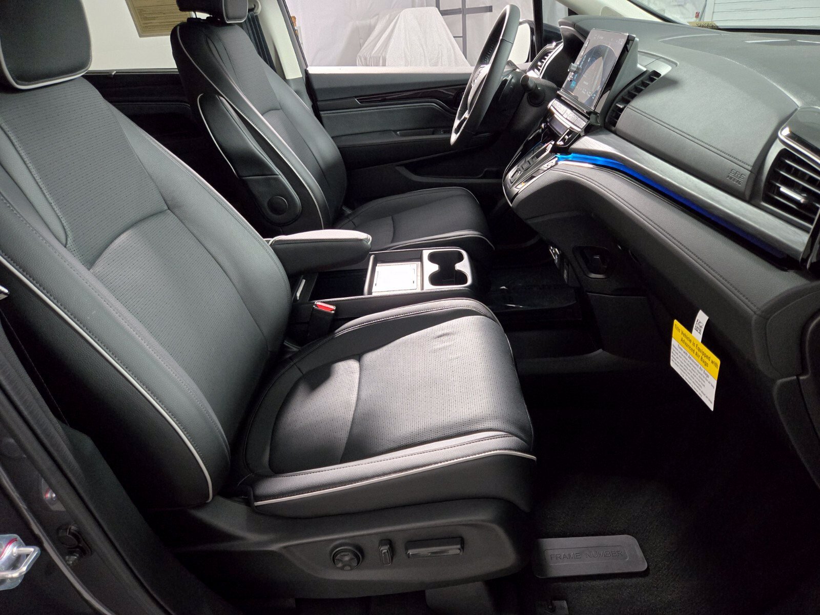 Used 2026 Honda Odyssey Elite image 20