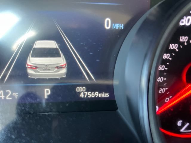 Used 2023 Toyota Camry XSE FWD image 19