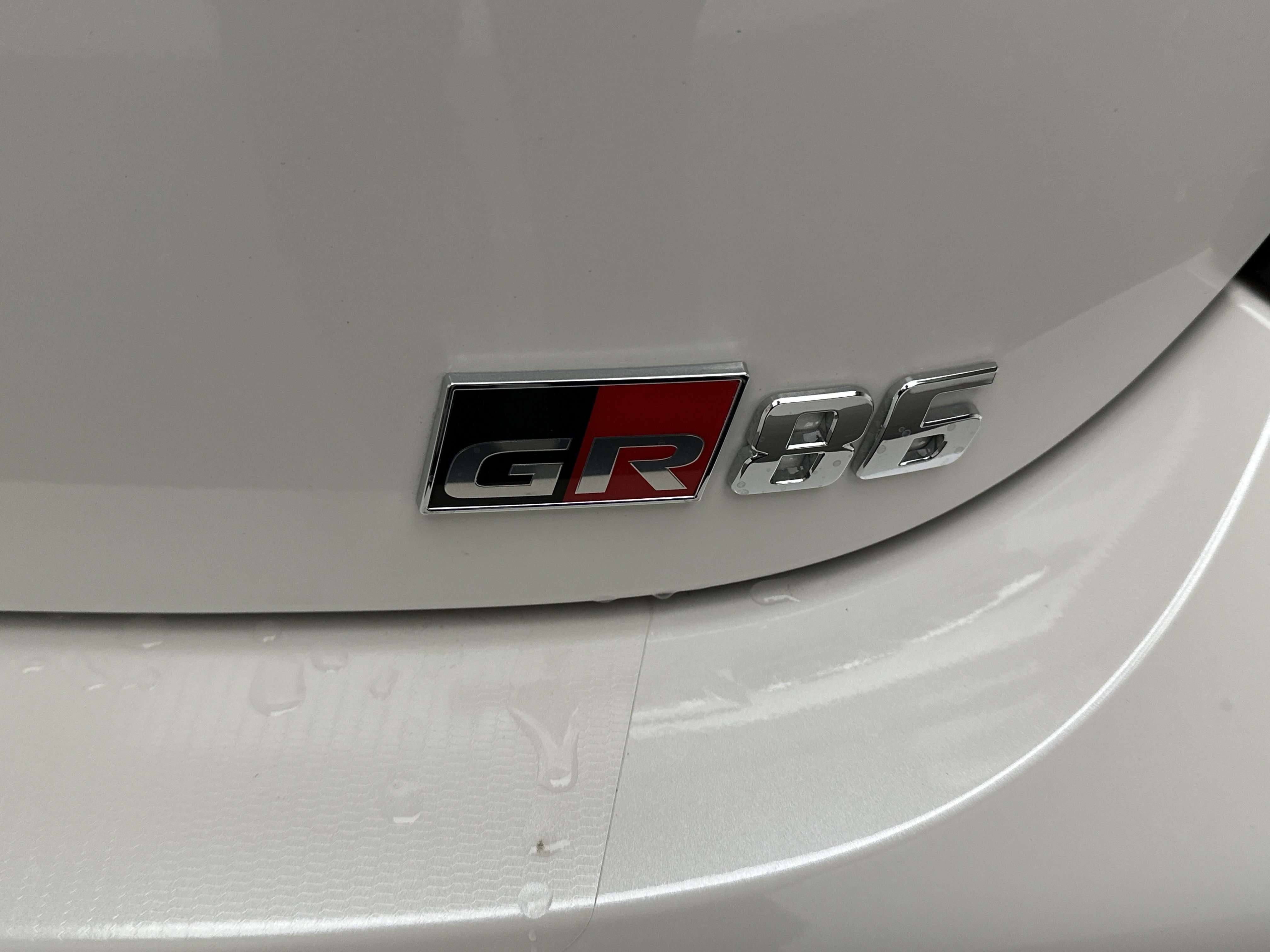Used 2023 Toyota GR86 Premium w/ ALL Weather Mat Package (TMS) RWD image 11