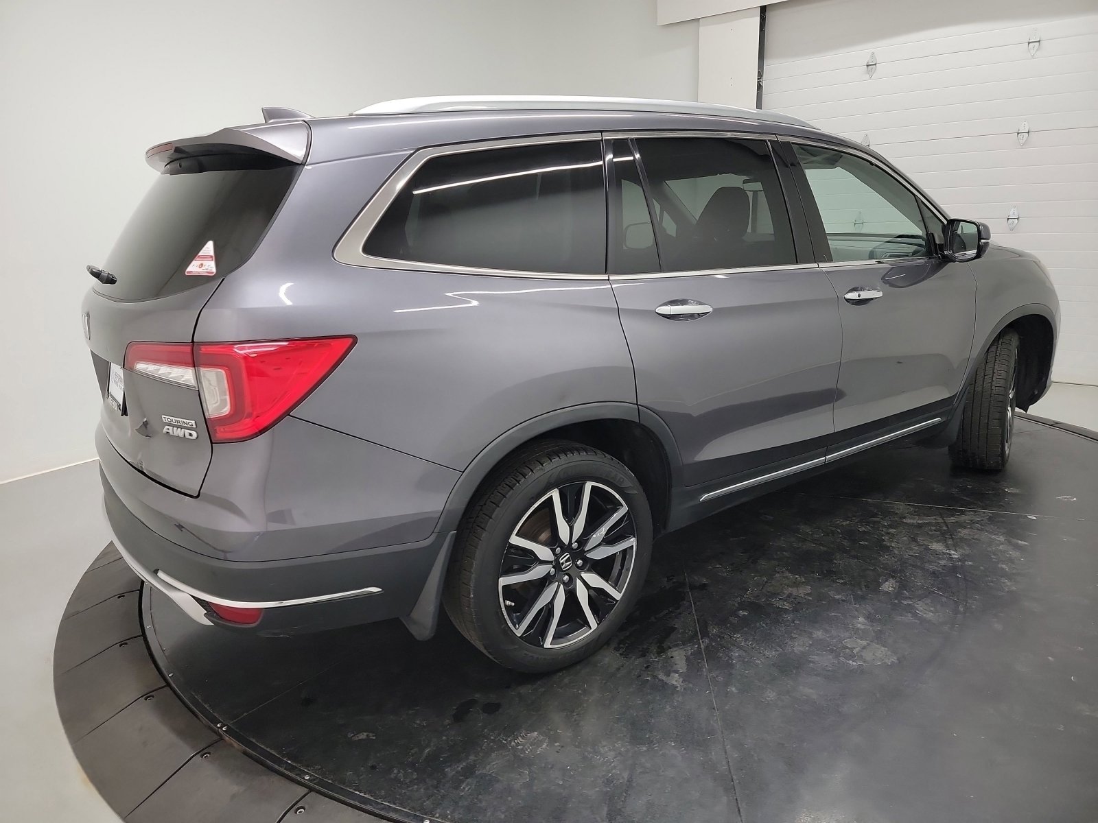 Used 2020 Honda Pilot Touring image 16