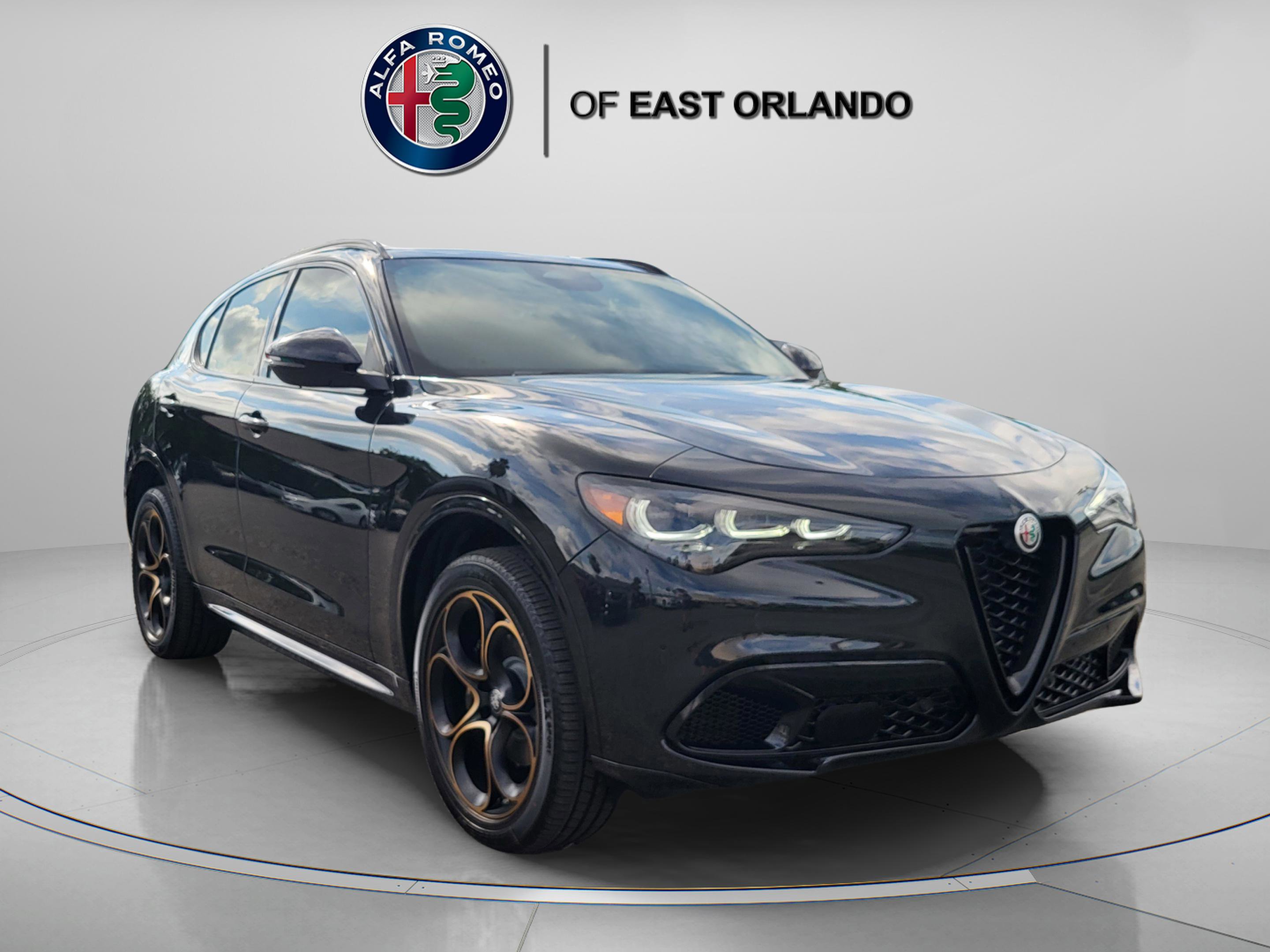 New 2025 Alfa Romeo Stelvio Sprint