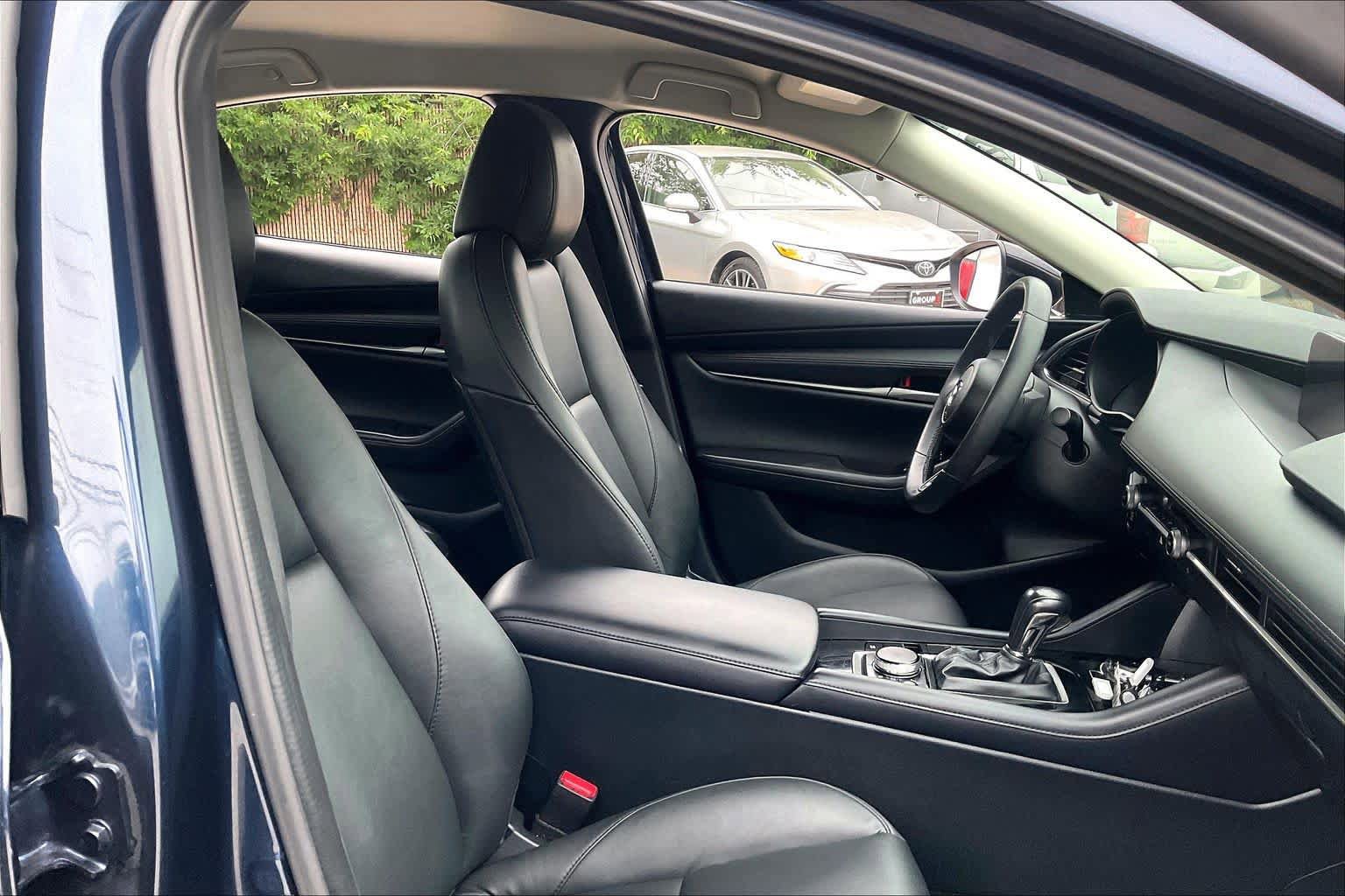 Used 2024 MAZDA MAZDA3 s FWD image 8