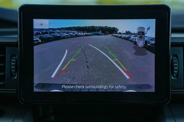 Used 2023 Ford Explorer XLT image 44