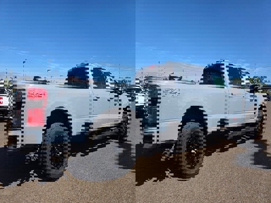 New 2025 Ford F350 Lariat w/ Lariat Ultimate Package image 26