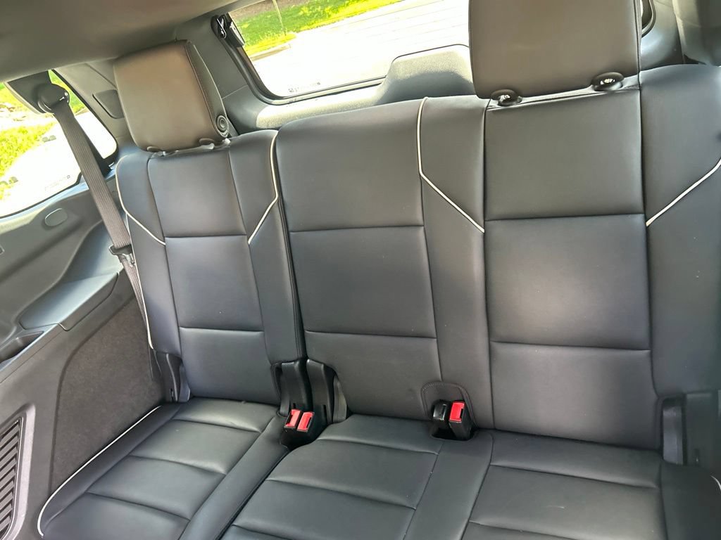 Used 2025 Cadillac Escalade Sport w/ LPO, ONYX Package RWD image 49