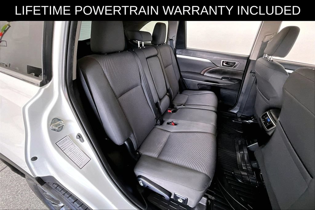 Used 2019 Toyota Highlander LE FWD image 36