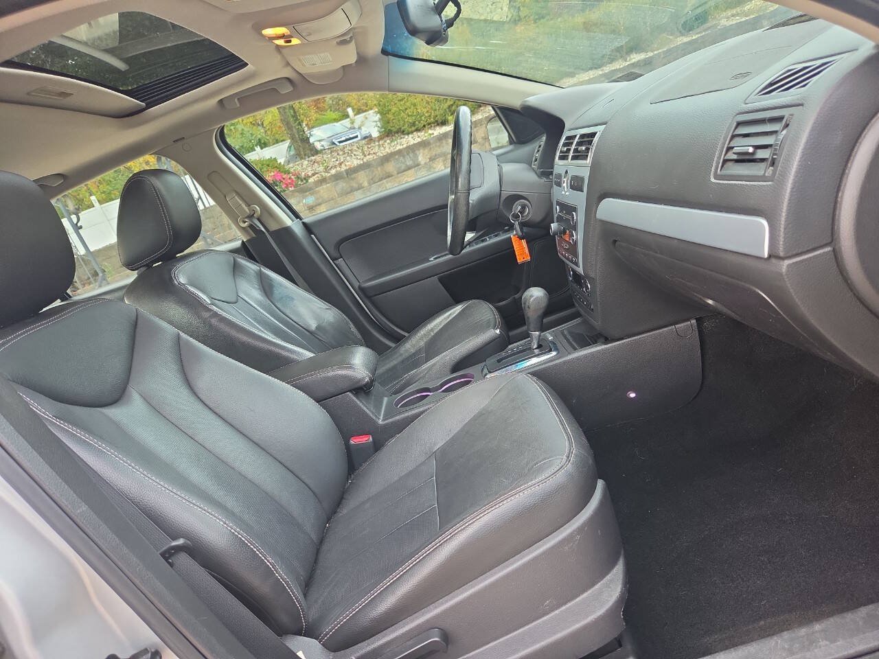 Used 2009 Mercury Milan Premier AWD/4WD image 26