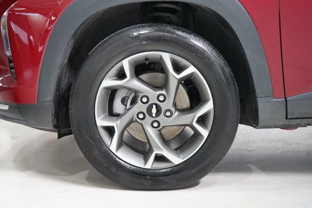 Used 2025 Chevrolet Trax LT image 13