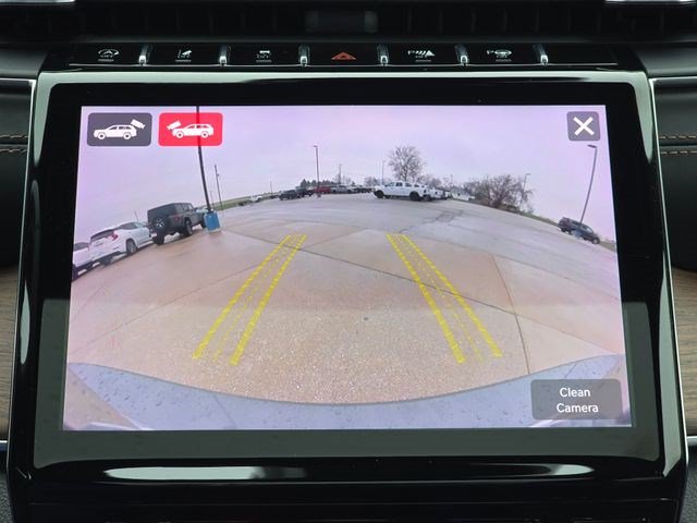 Certified 2022 Jeep Grand Cherokee Summit w/ Adv Protech Group IV AWD/4WD image 42