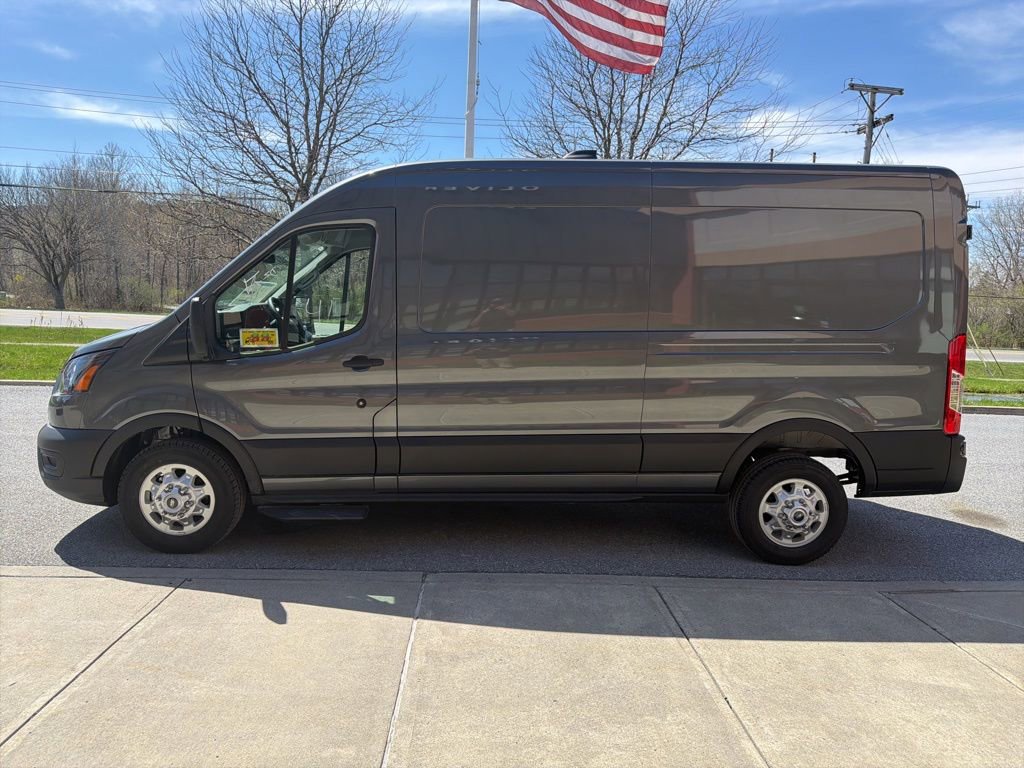 New 2026 Ford Transit 150 148 Medium Roof AWD image 4