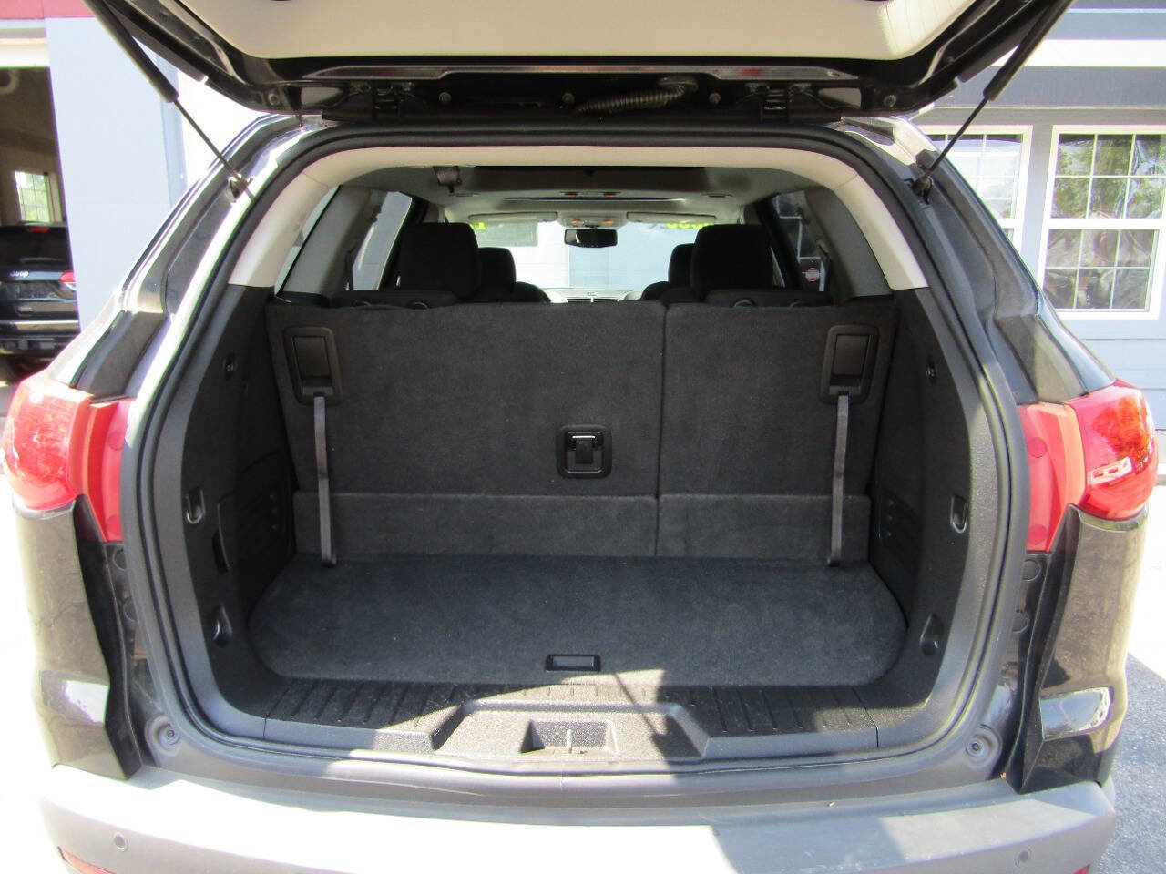 Used 2012 Chevrolet Traverse LT w/ All-Star Edition image 13