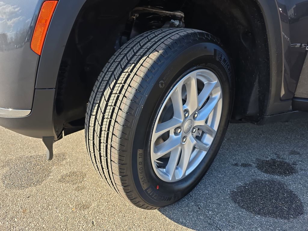 New 2026 Jeep Grand Cherokee L 4WD image 34