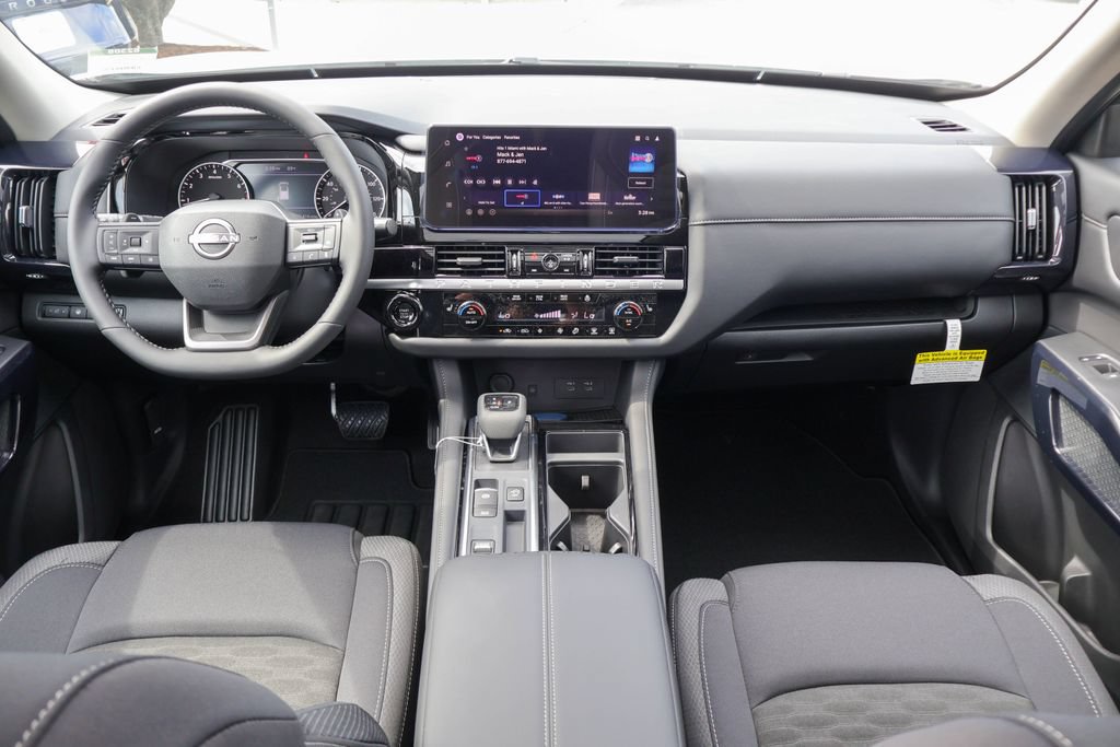 New 2026 Nissan Pathfinder SV w/ SV Premium Package FWD image 6