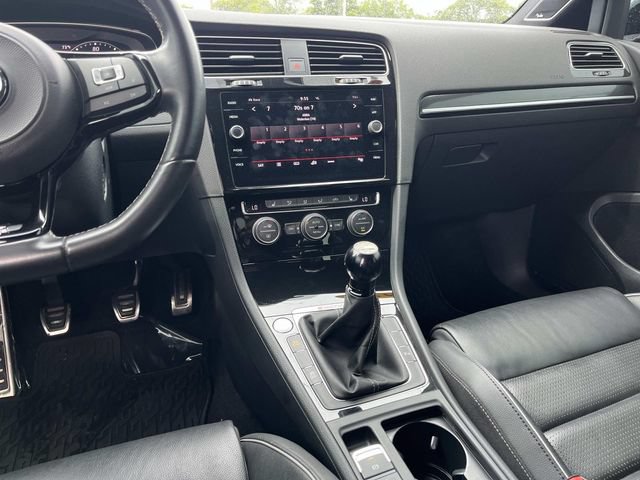Used 2019 Volkswagen Golf R 4-Door AWD/4WD image 14
