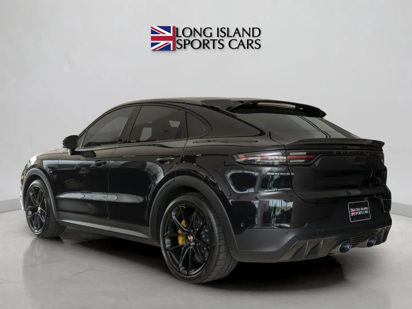 Used 2022 Porsche Cayenne Turbo GT AWD/4WD image 4
