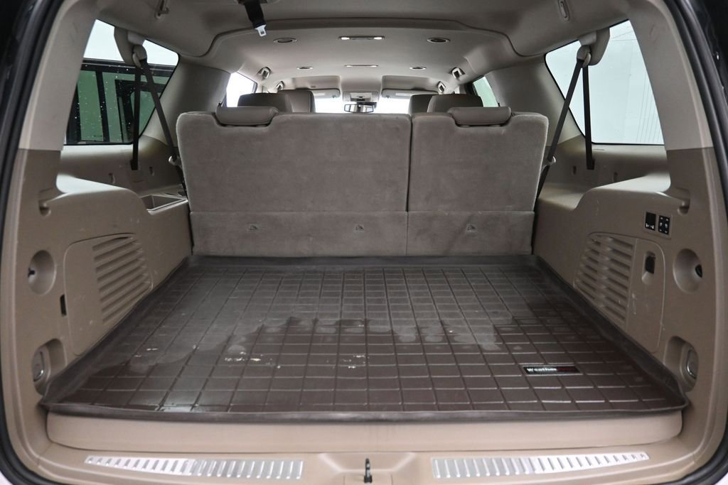 Used 2018 Chevrolet Suburban LT w/ Texas Edition Package RWD image 23
