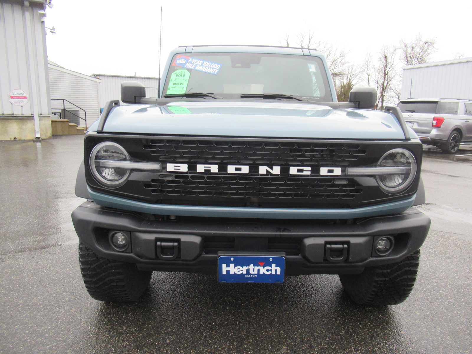 Used 2023 Ford Bronco Wildtrak image 2