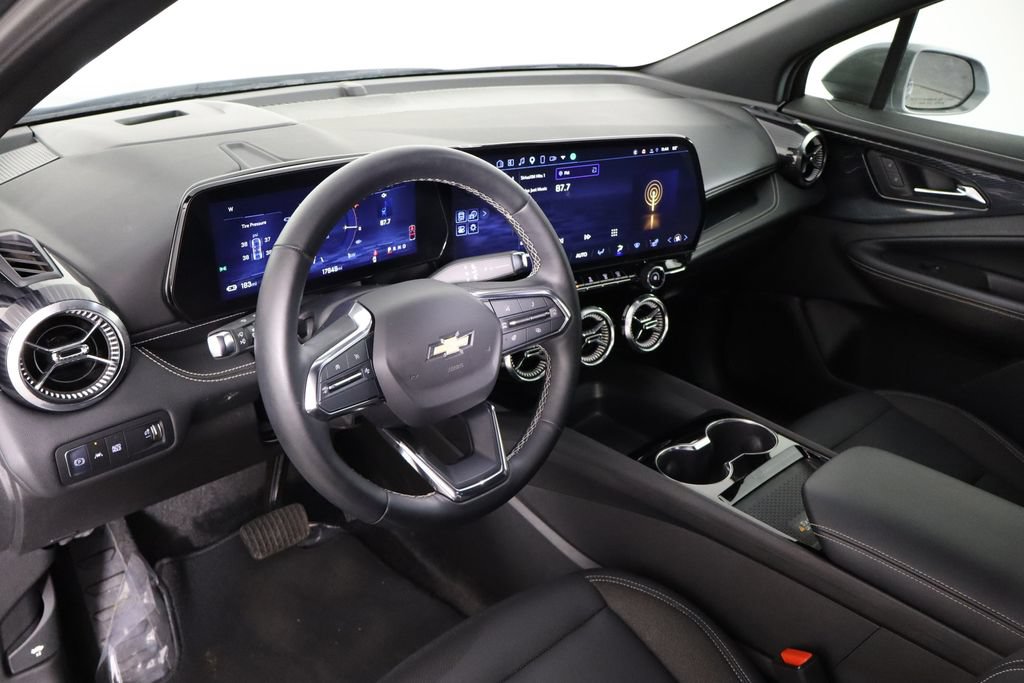 Used 2024 Chevrolet Blazer EV LT AWD/4WD image 25