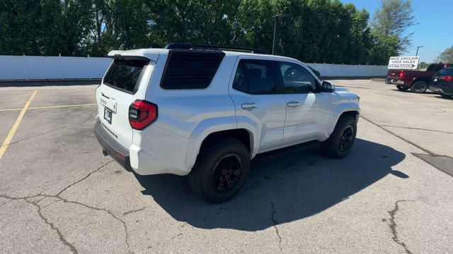 Used 2025 Toyota 4Runner Limited AWD/4WD image 8
