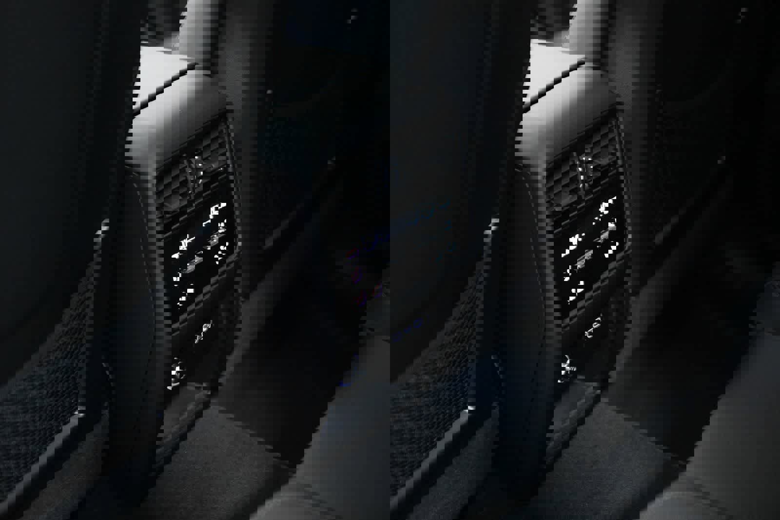 New 2026 Porsche Cayenne GTS image 36