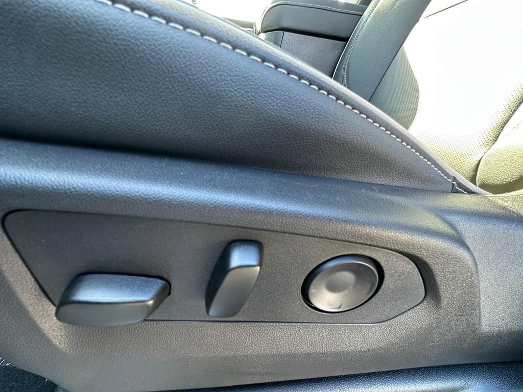 New 2026 Chevrolet Suburban Premier w/ Sun And Tow Package image 10