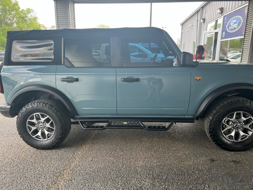 Used 2021 Ford Bronco Badlands image 10